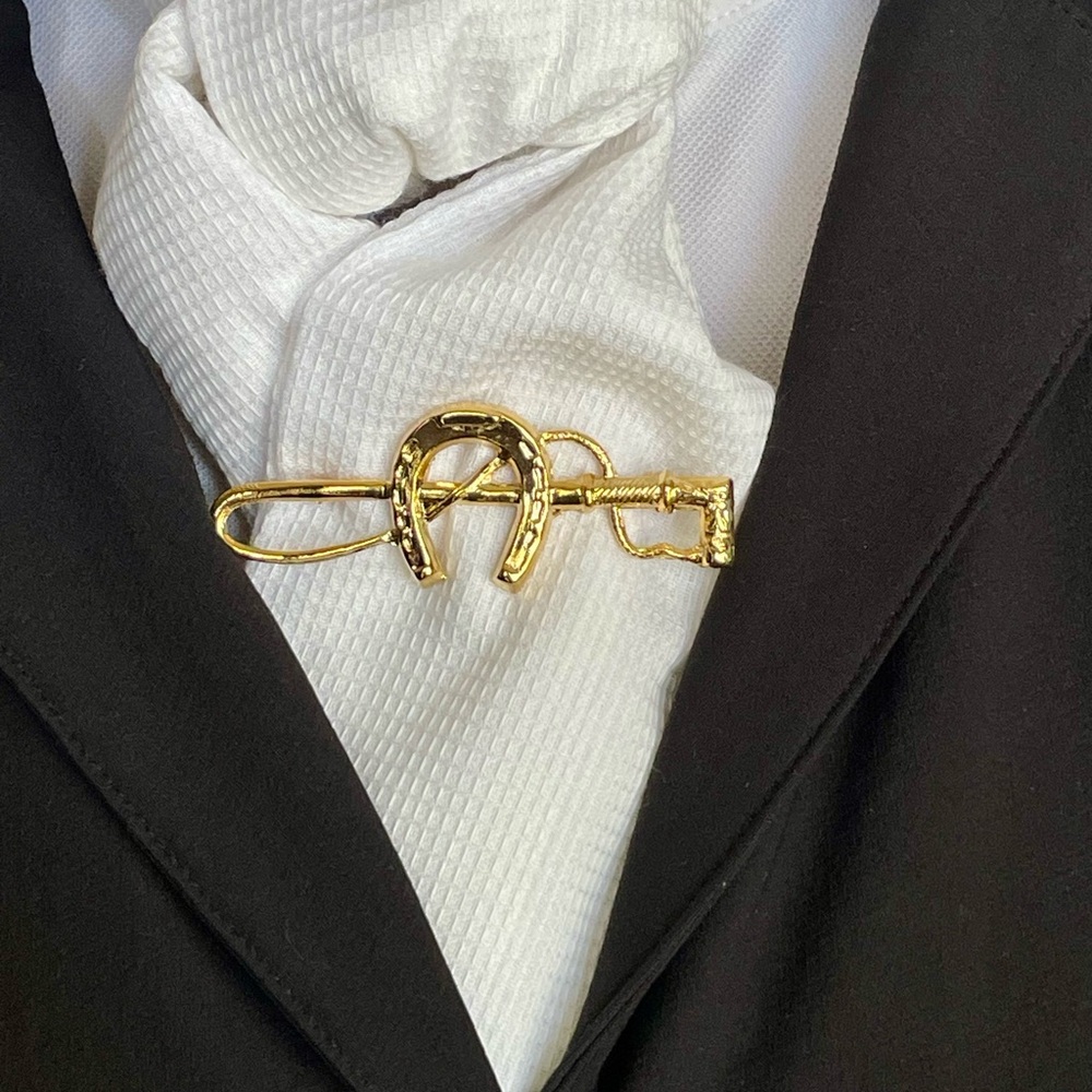 Horse Shoe and Carriage Whip Stock Tie Pin